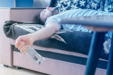 Вывод из запоя в Токмаке